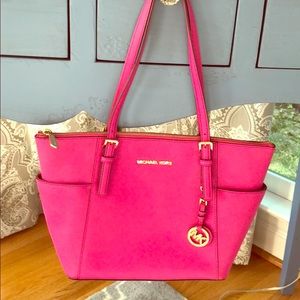 Michael Kors hot pink leather shoulder bag